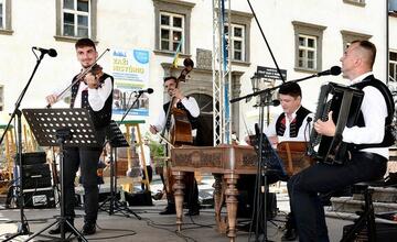 FOTO: Do Banskej Štiavnice putuje stovka remeselníkov. Aj tento rok sa tu koná podujatie Nezabudnuté remeslá 
