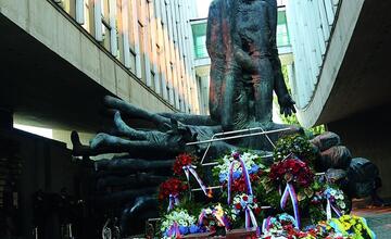 FOTO: Bystrica ožije celoslovenskými oslavami 80. výročia SNP. Čo vás čaká?