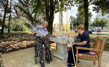 FOTO: V Banskej Bystrici otvorili novú oddychovú zónu. Takto to v nej vyzerá