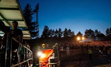 FOTO: Na amfiteáter prišli tisícky ľudí