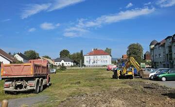 FOTO: Nová parkovacia plocha na Sliači