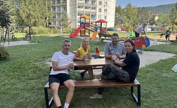 FOTO: Na sídlisku sa osadilo nové sedenie