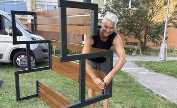 FOTO: Na sídlisku sa osadilo nové sedenie