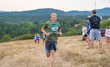 FOTO: 21. ročník Beh SNP do vrchu na Šibeničný vrch