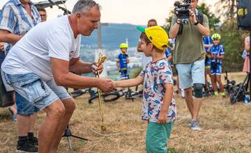 FOTO: 21. ročník Beh SNP do vrchu na Šibeničný vrch