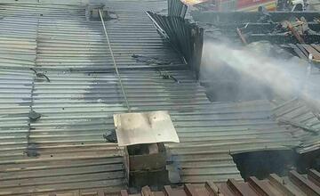 FOTO: V obci pri Krupine horela píla. Nikto sa nezranil, škody sú státisícové