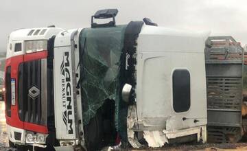 FOTO: Nehoda na diaľnici R2 si vyžiadala obete