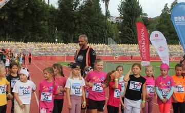 FOTO: Na atletickom štadióne na Štiavničkách súťažili najmenší atléti