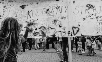 FOTO: Protestu na podporu Kultŕuneho štrajku podporila aj Banská Bystrica