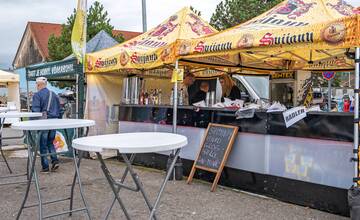 FOTO: Žiarsky jarmok už v plnom prúde