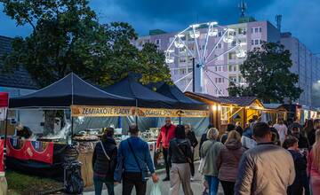 FOTO: Žiarsky jarmok už v plnom prúde