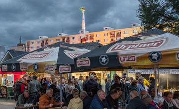 FOTO: Žiarsky jarmok už v plnom prúde