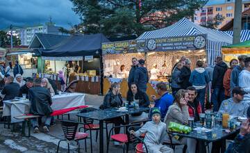 FOTO: Žiarsky jarmok už v plnom prúde