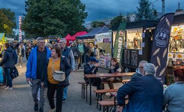 FOTO: Žiarsky jarmok už v plnom prúde