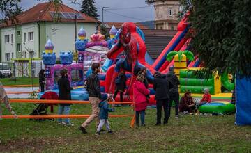FOTO: Žiarsky jarmok už v plnom prúde