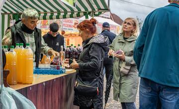 FOTO: Žiarsky jarmok už v plnom prúde
