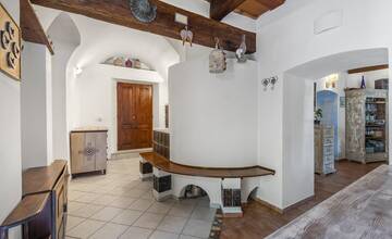 FOTO: Dom Zdenka Prednej a Oscara Rózsu je napredaj