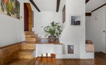 FOTO: Dom Zdenka Prednej a Oscara Rózsu je napredaj