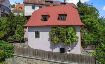 FOTO: Dom Zdenka Prednej a Oscara Rózsu je napredaj