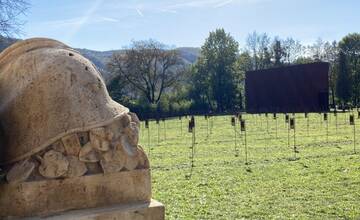 FOTO: Banská Bystrica dbá na údržbu pietnych symbolov