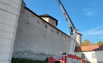 FOTO: Hasiči z celého regiónu si preverovali svoje schopnosti na Starom zámku