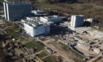 FOTO: Búranie Rooseveltovej nemocnice pokročilo