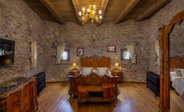 FOTO: Pozrite sa na izbu v najlepšom historickom hoteli Zámok Holíč