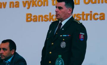 FOTO: Banskobystrickí gymnazisti skončili vo väzení aj napriek tomu, že nič neurobili