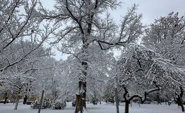 FOTO:  Mestá v Banskobystrickom kraji sú poriadne zasnežené