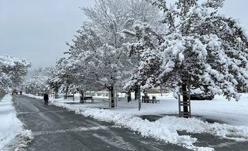 FOTO:  Mestá v Banskobystrickom kraji sú poriadne zasnežené