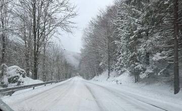 FOTO:  Mestá v Banskobystrickom kraji sú poriadne zasnežené