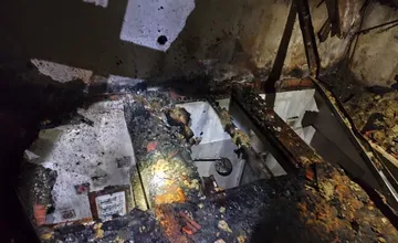 FOTO: Vyhorenú pustovňu si chcú opraviť svojpomocne