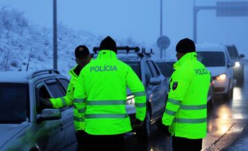 FOTO: Policajti zastavili 1800 vodičov. Koľko z nich nebolo triezvych?
