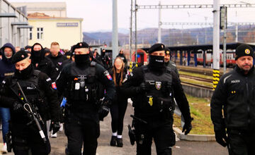 FOTO: FOTO: Derby medzi Banskou Bystricou a Zvolenom očami polície