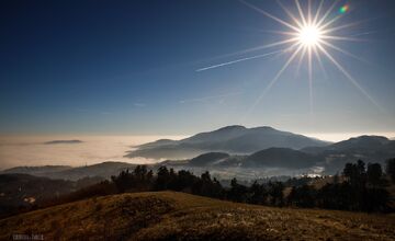 FOTO: Fotograf Daniel zachytáva čarovné chvíle Banskej Štiavnice. Hmla a svetlo tvoria v jeho tvorbe magické scenérie