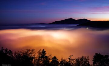 FOTO: Fotograf Daniel zachytáva čarovné chvíle Banskej Štiavnice. Hmla a svetlo tvoria v jeho tvorbe magické scenérie