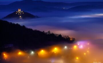 FOTO: Fotograf Daniel zachytáva čarovné chvíle Banskej Štiavnice. Hmla a svetlo tvoria v jeho tvorbe magické scenérie