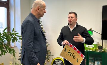 FOTO: Výťažok z banskobystrických Vianoc poputoval IP-čku. V meste funguje 4 roky a za rok pomohol viac ako 9 500-krát