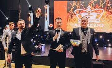 FOTO: V Banskej Bystrici sa plesalo. Radvančania si užili veľkolepý ples, nechýbal ani Lukáš Adamec