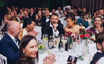 FOTO: V Banskej Bystrici sa plesalo. Radvančania si užili veľkolepý ples, nechýbal ani Lukáš Adamec