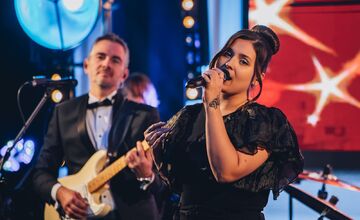 FOTO: V Banskej Bystrici sa plesalo. Radvančania si užili veľkolepý ples, nechýbal ani Lukáš Adamec