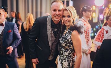 FOTO: V Banskej Bystrici sa plesalo. Radvančania si užili veľkolepý ples, nechýbal ani Lukáš Adamec