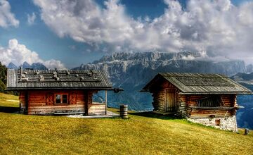 FOTO: Muž chce urobiť životnú zmenu a začať pracovať miesto kancelárie na horskej chate