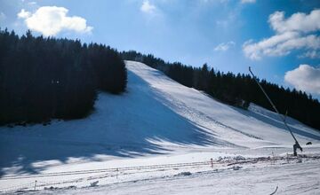 FOTO: Podmienky na zimné športy v Bystrici sú vynikajúce
