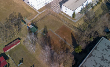 FOTO: V Banskej Bystrici zmodernizujú športové areály pri základných školách