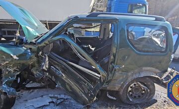 FOTO: Hasiči zasahovali pri hromadnej nehode