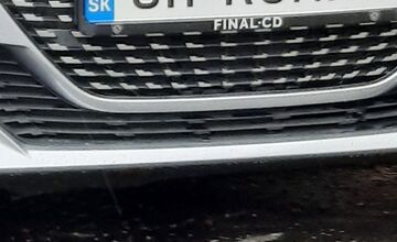 FOTO: Najvtipnejšie ŠPZ na Slovensku? Internet sa baví kreativitou vodičov