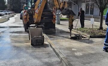 FOTO: Ulicu v Banskej Bystrici zatopilo