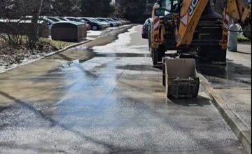 FOTO: Ulicu v Banskej Bystrici zatopilo