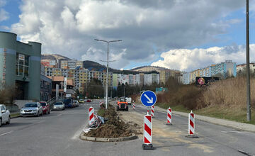 FOTO: Štvorprúdovku v Sásovej rekonštruujú